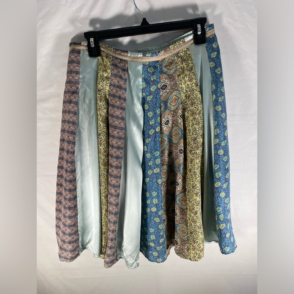 J.Jill Handkerchief Skirt Women's 10 Petite 100% Silk Boho Multicolor Print. - Picture 2 of 6